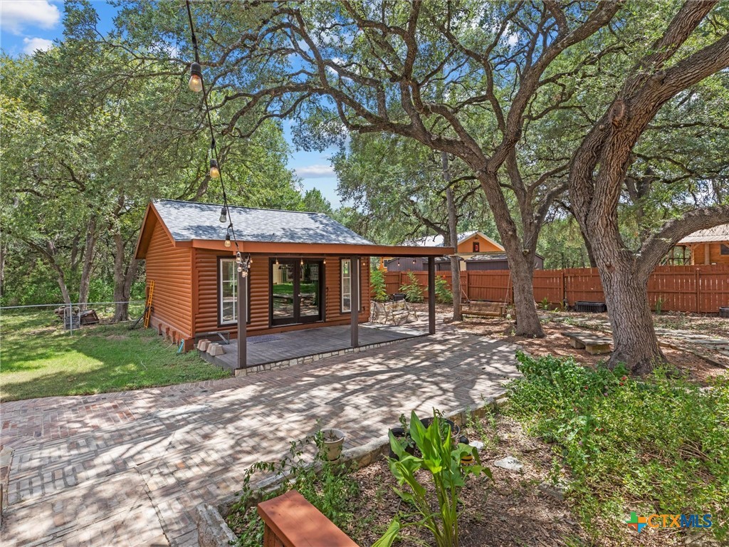 main property photo 36