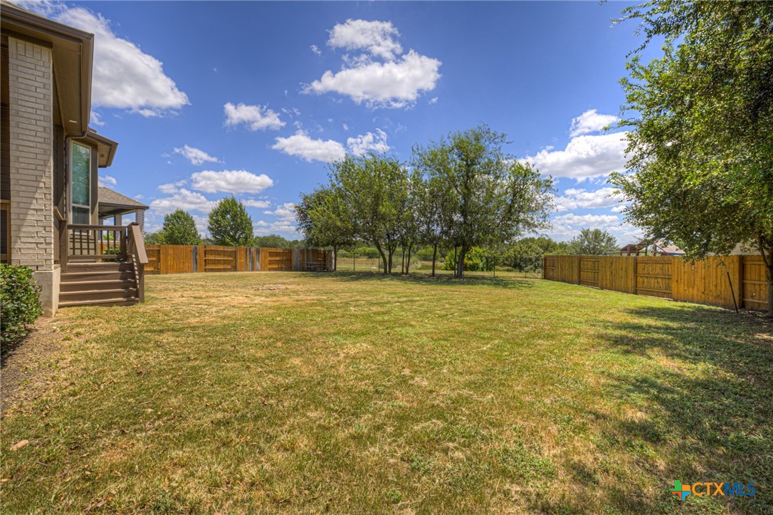 main property photo 37
