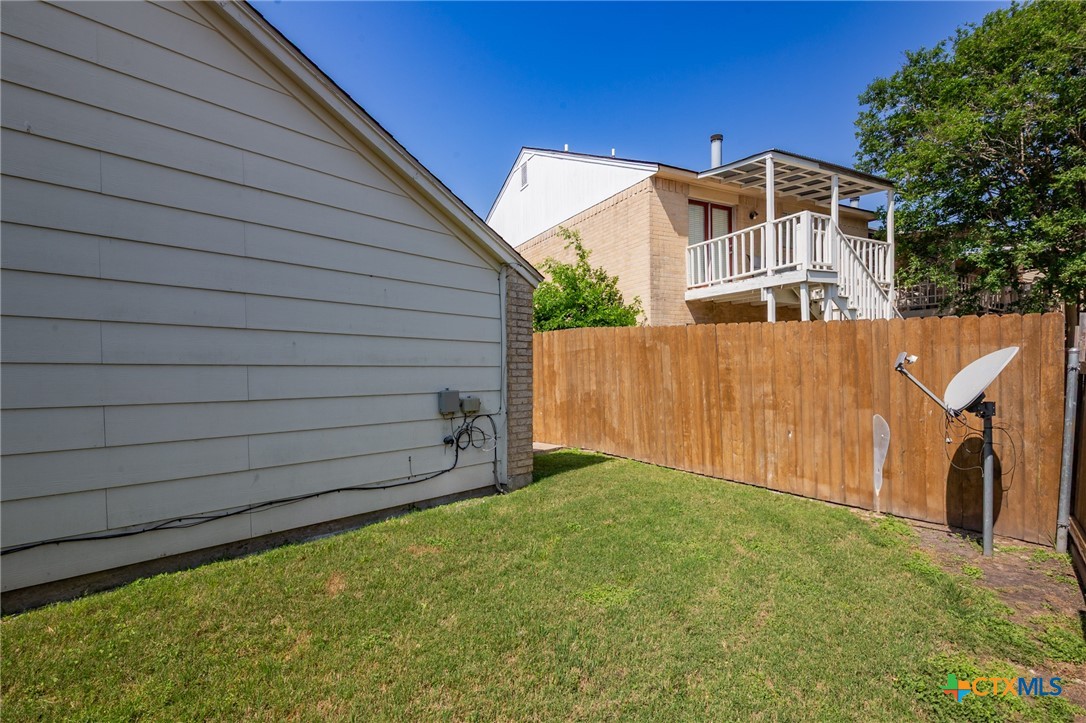 main property photo 16