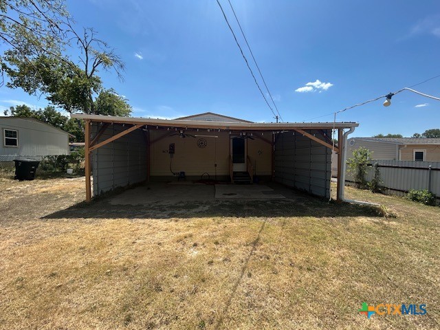 main property photo 11