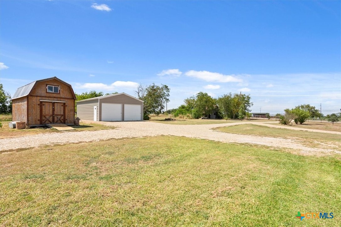 main property photo 33
