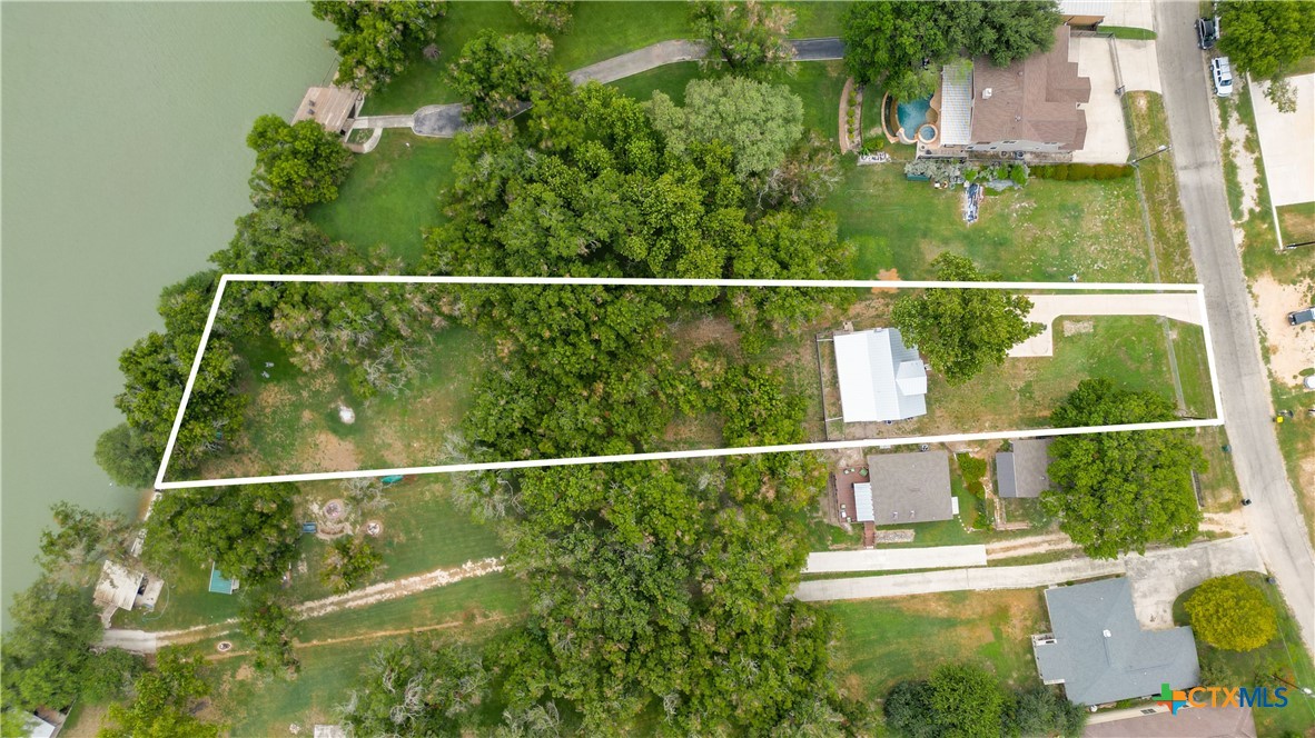 main property photo 25