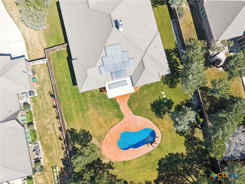 main property photo 33