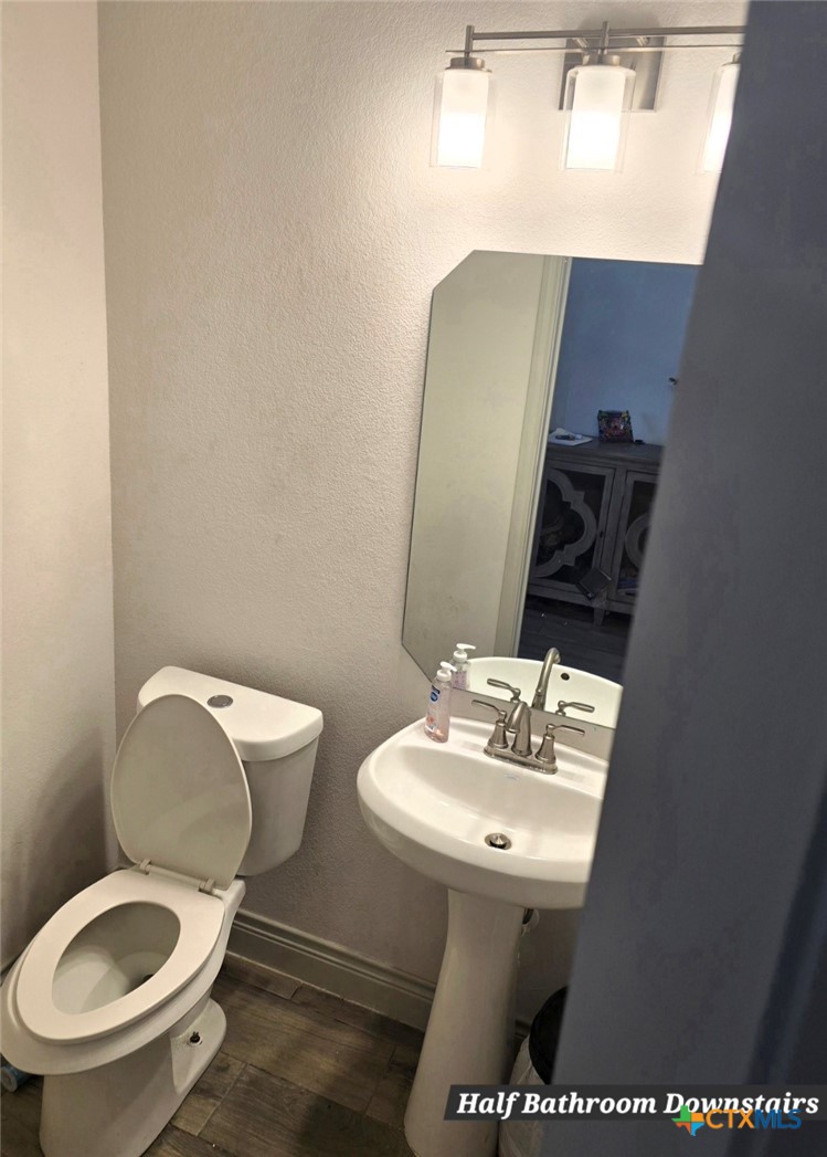 main property photo 23