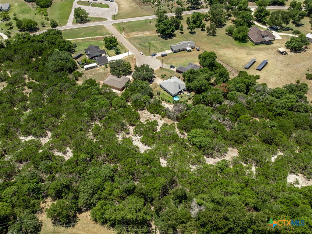 main property photo 10