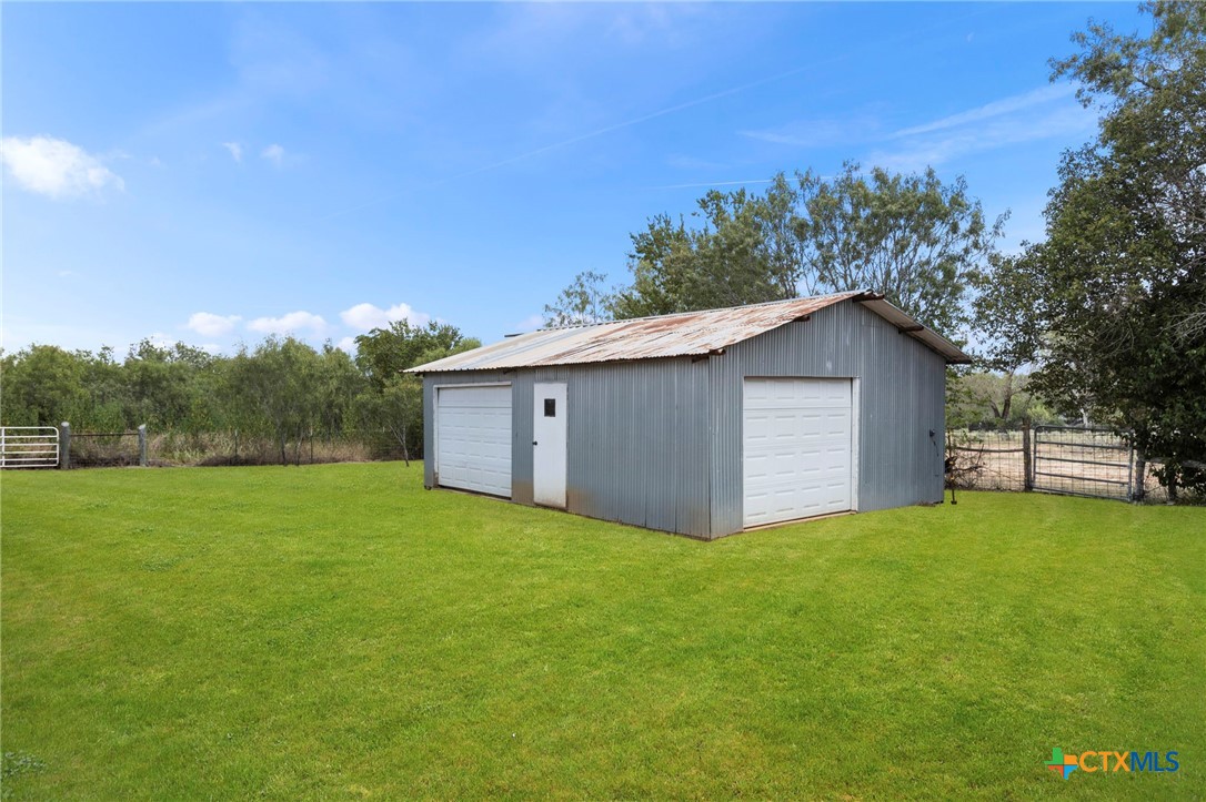 main property photo 33