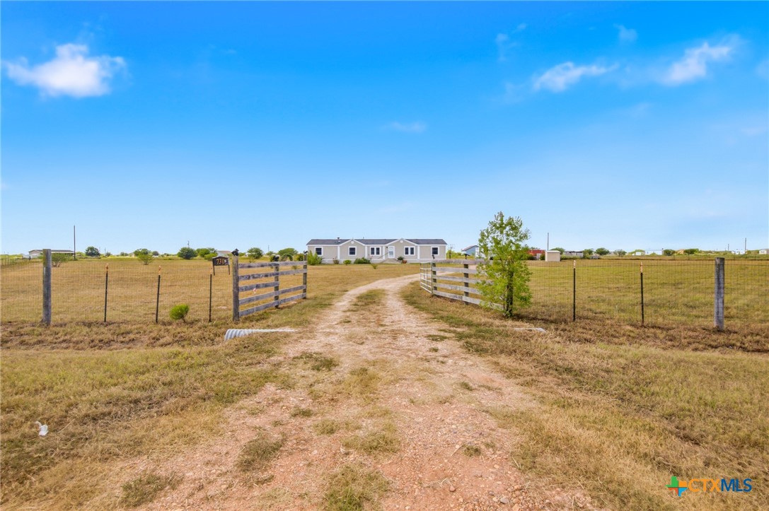 main property photo 40