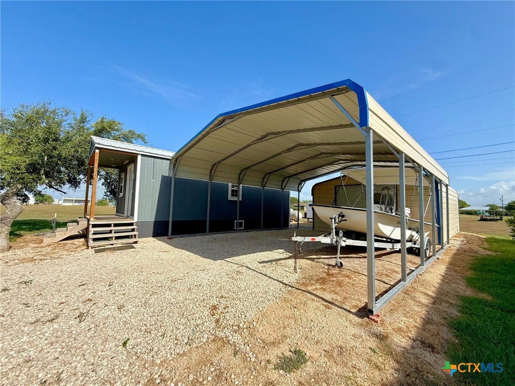 main property photo 8