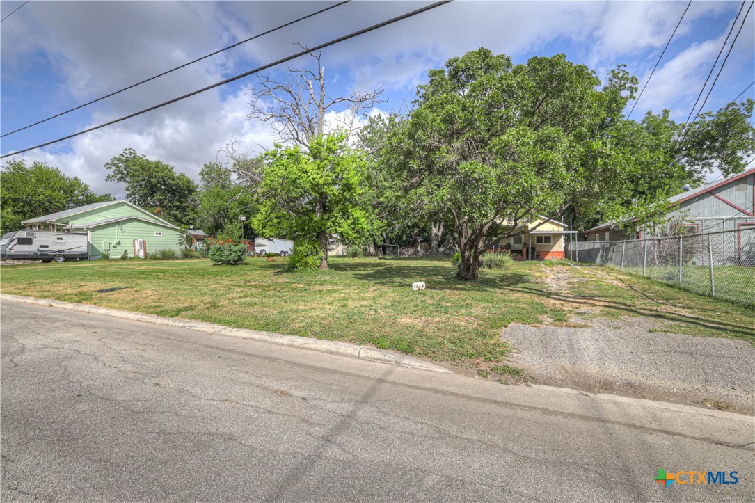 main property photo 22