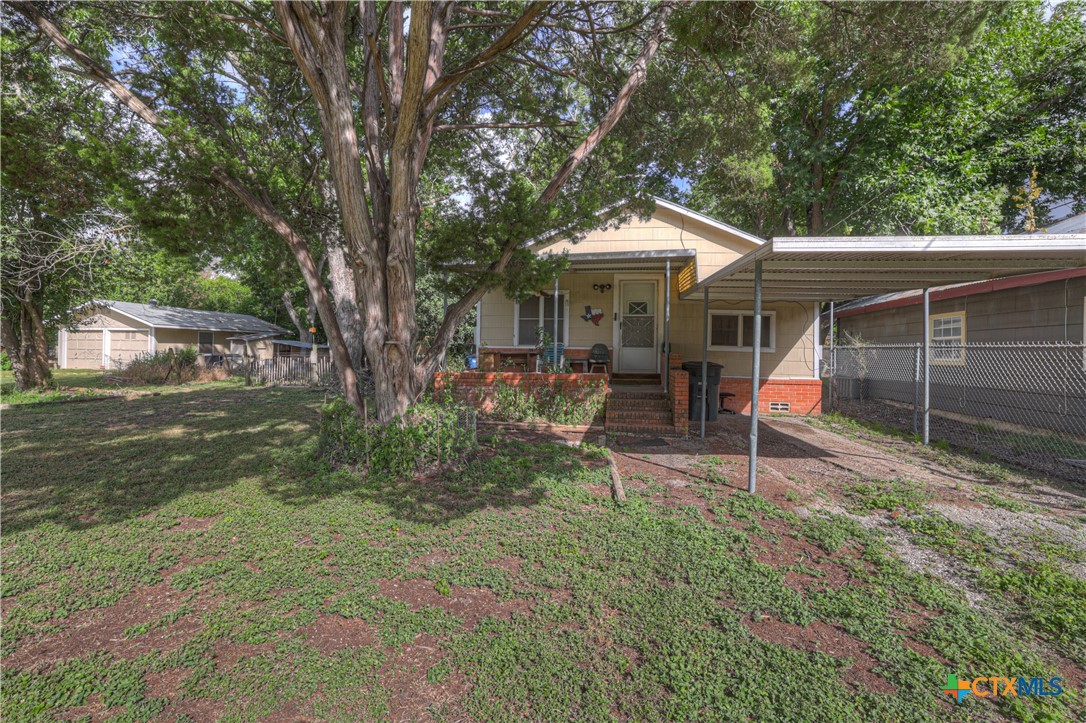 main property photo 23