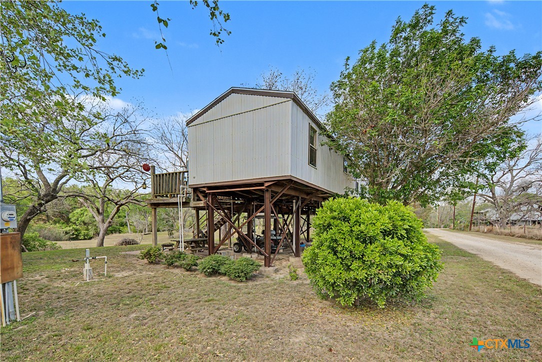 main property photo 11