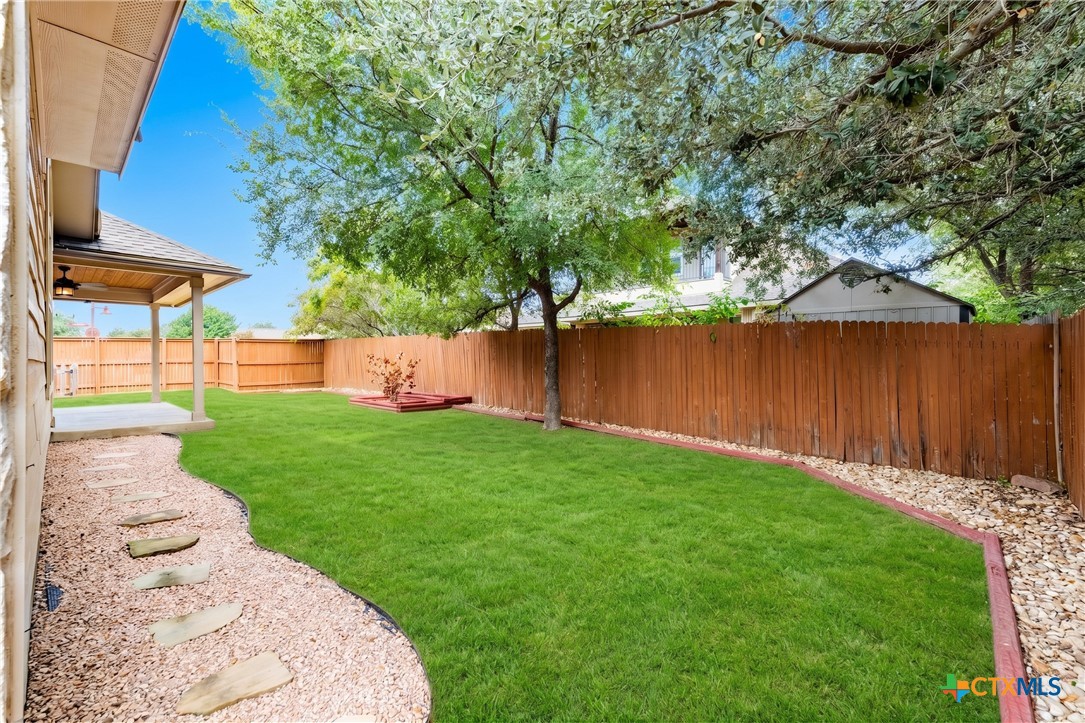 main property photo 32
