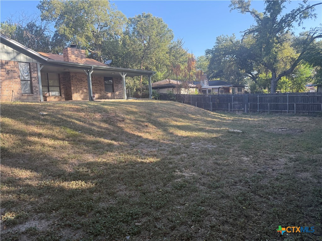 main property photo 32