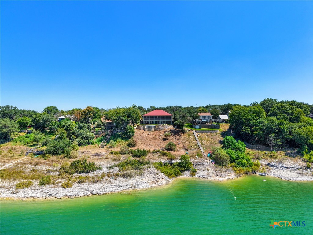 main property photo 44