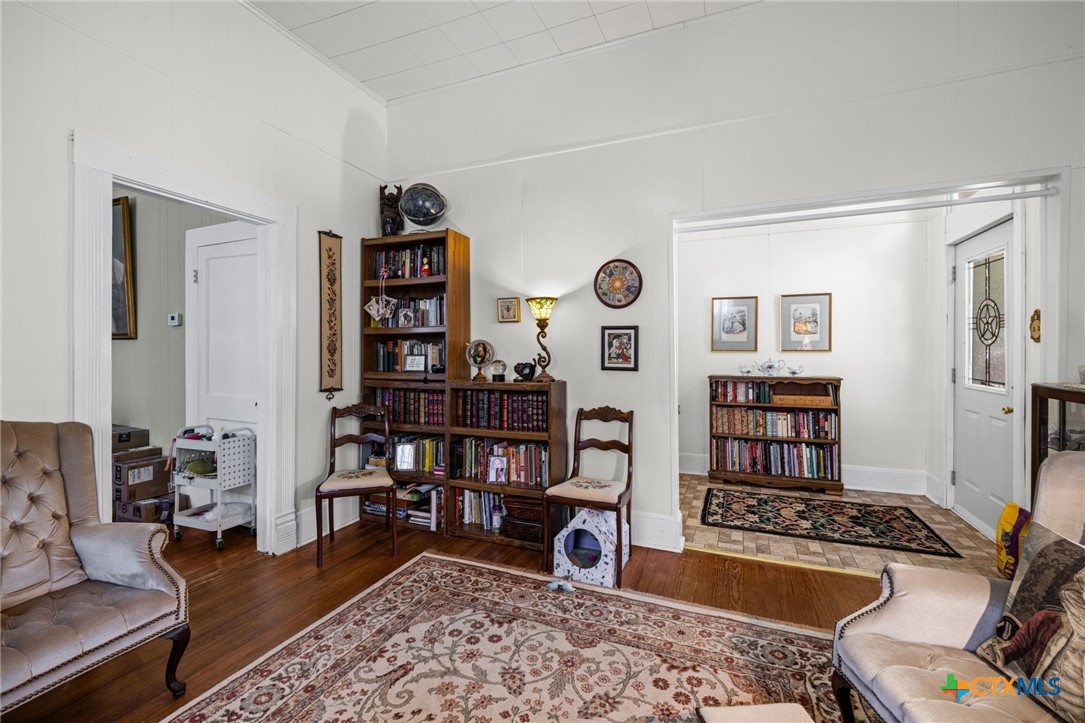 main property photo 14