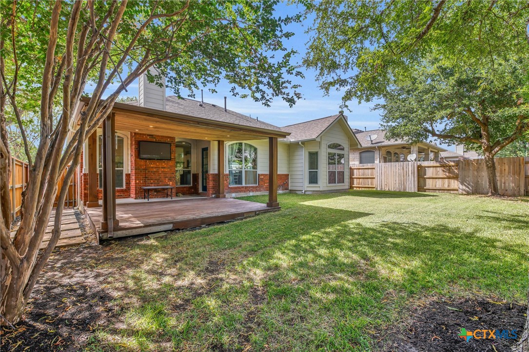 main property photo 16