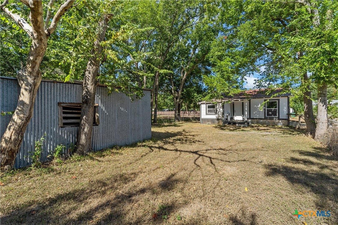 main property photo 20