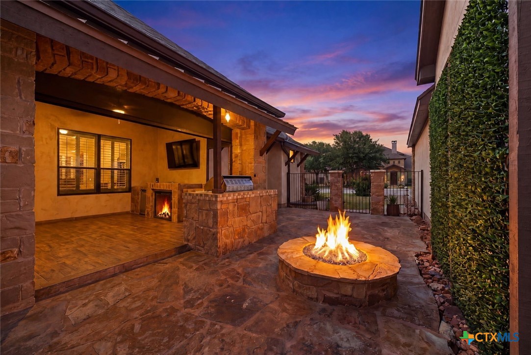 main property photo 38