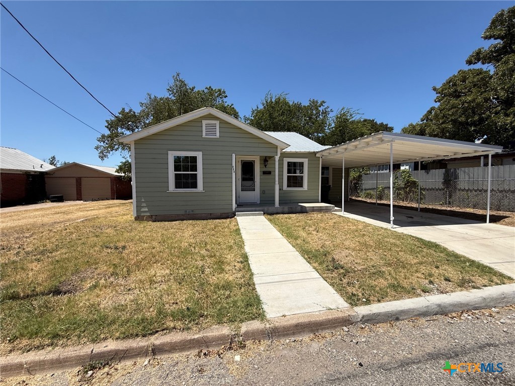 main property photo 23