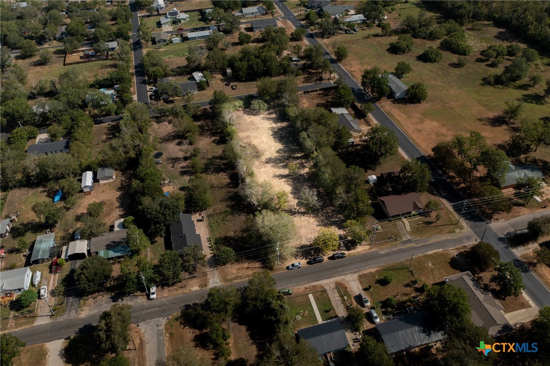 main property photo 9
