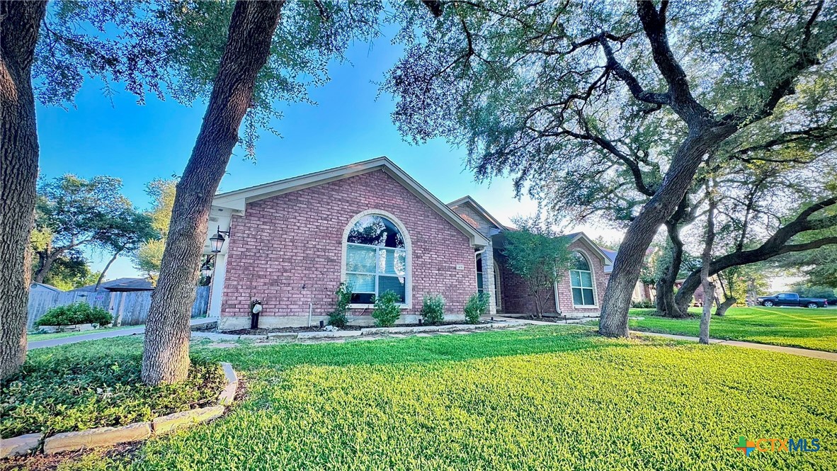 main property photo 23