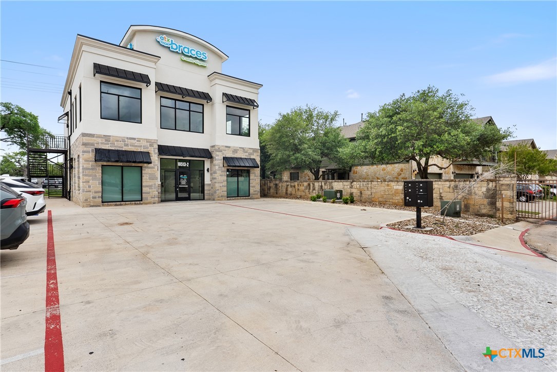 main property photo 4