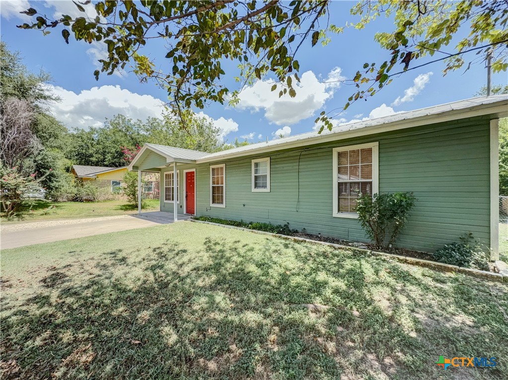 main property photo 6