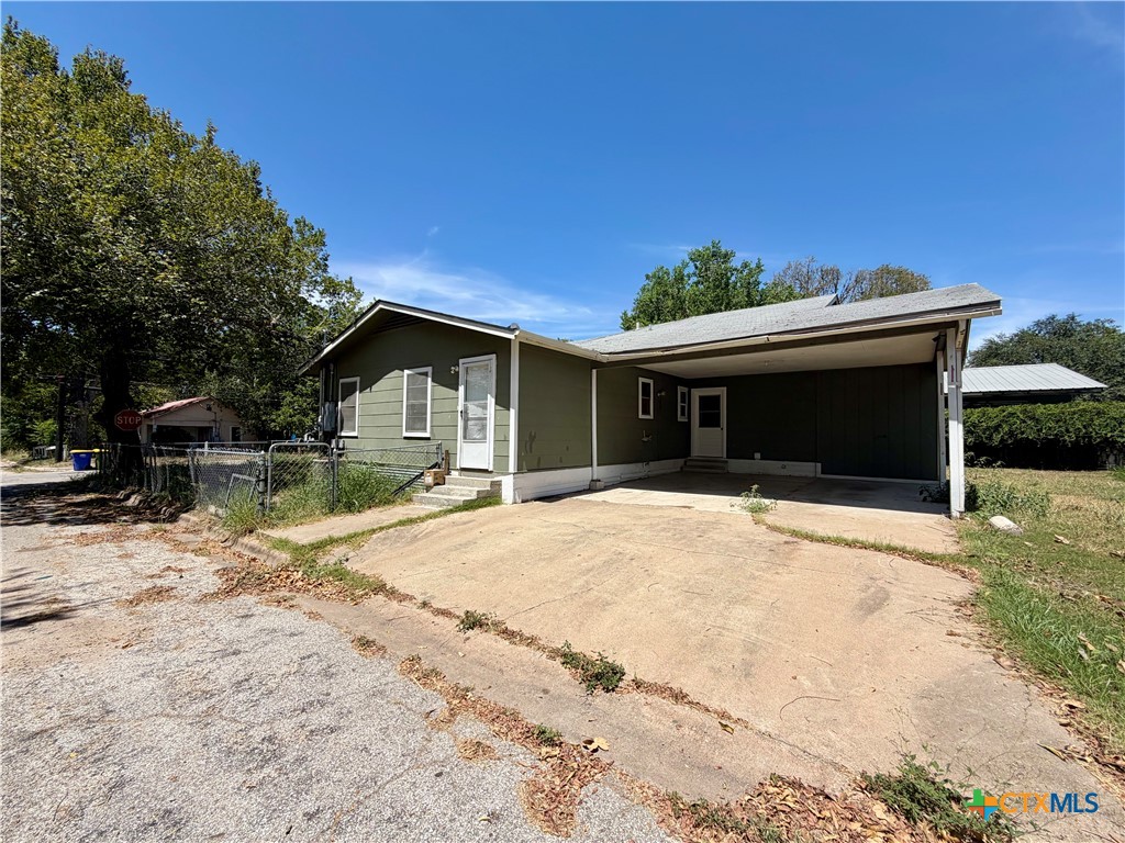 main property photo 12