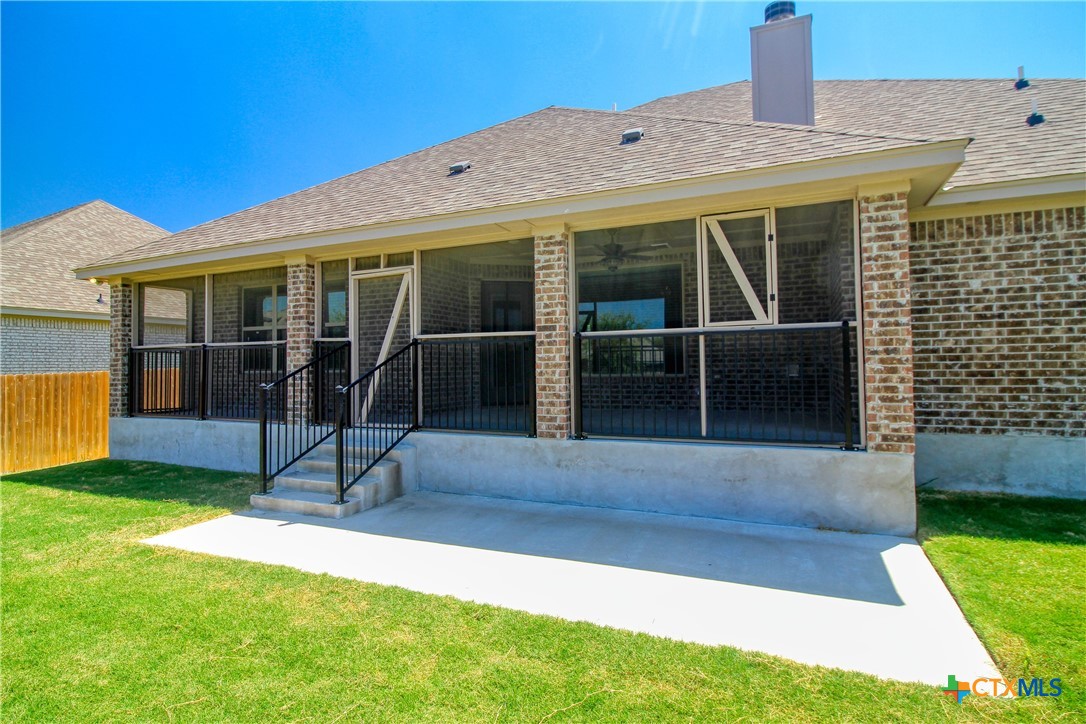 main property photo 20