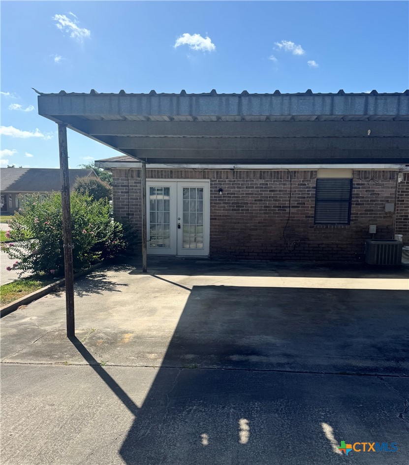 main property photo 12