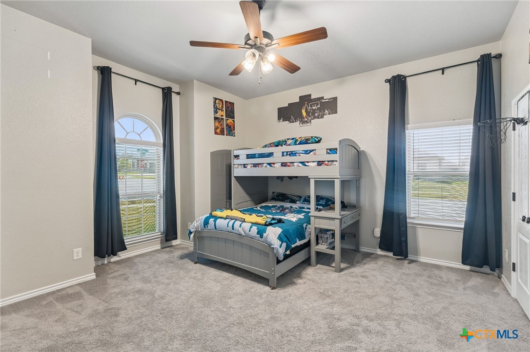 main property photo 17