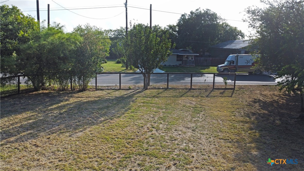 main property photo 10