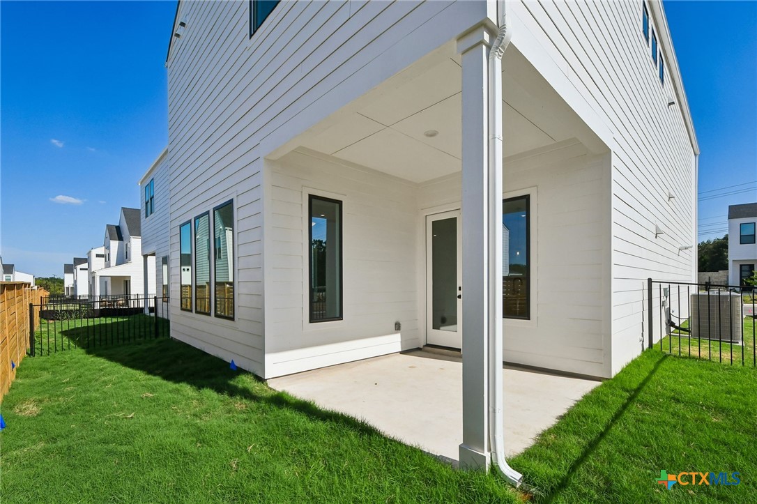 main property photo 37