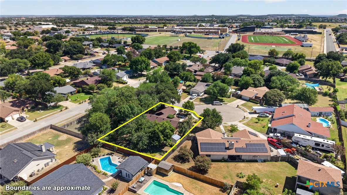 main property photo 6