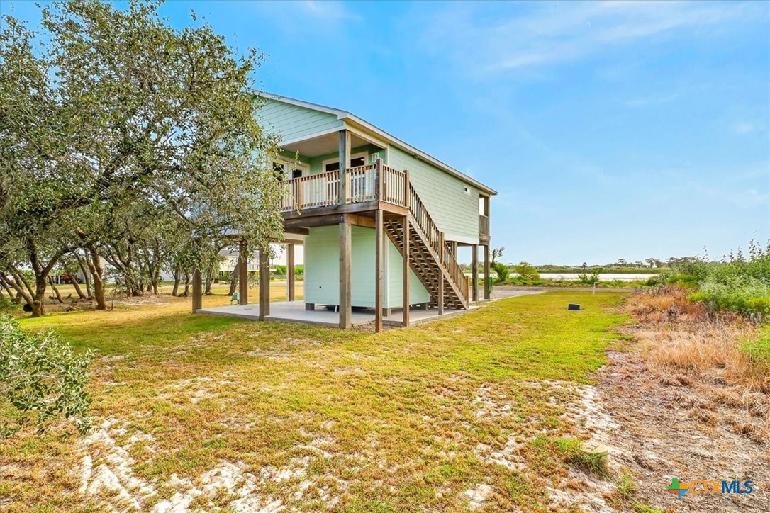 main property photo 32