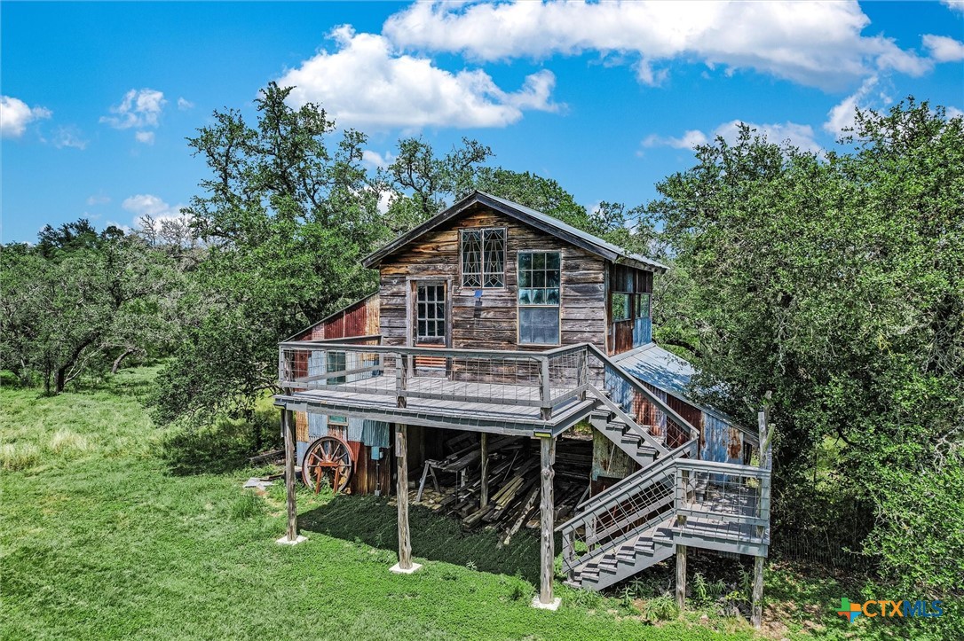 main property photo 37