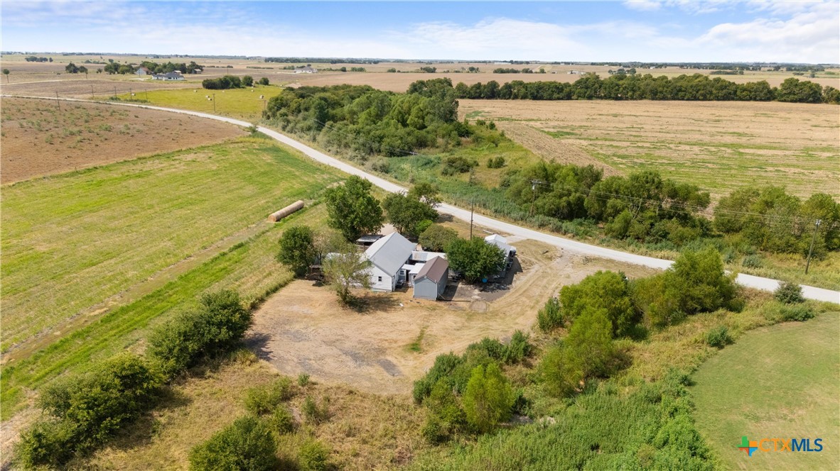 main property photo 28