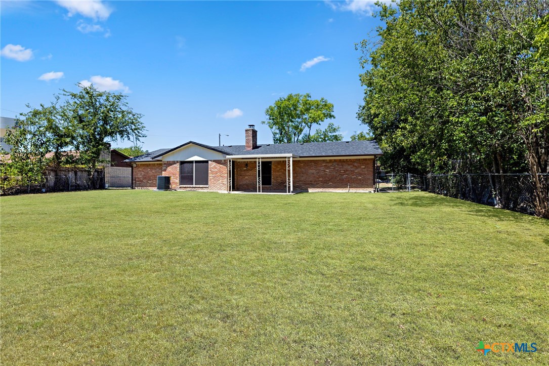 main property photo 23