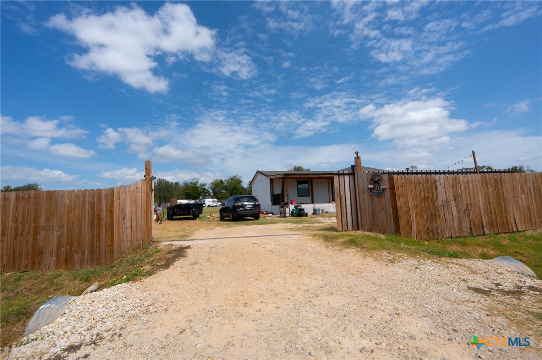 main property photo 4