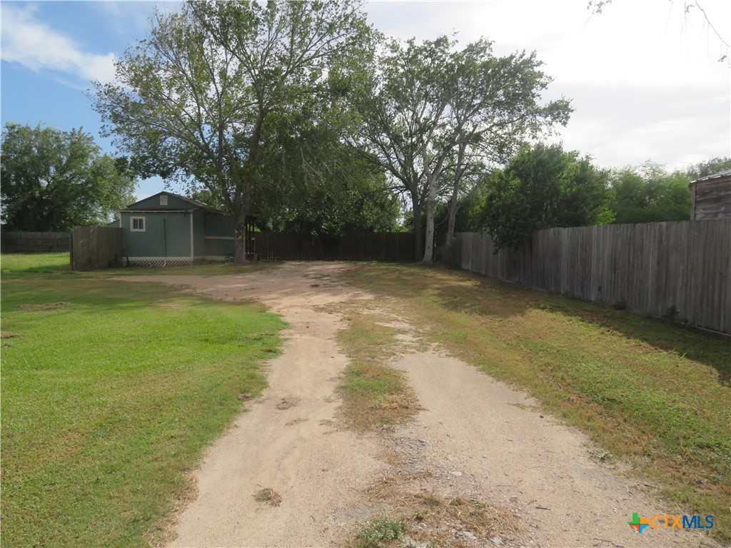 main property photo 16