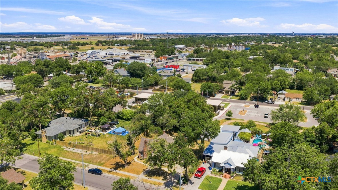 main property photo 41