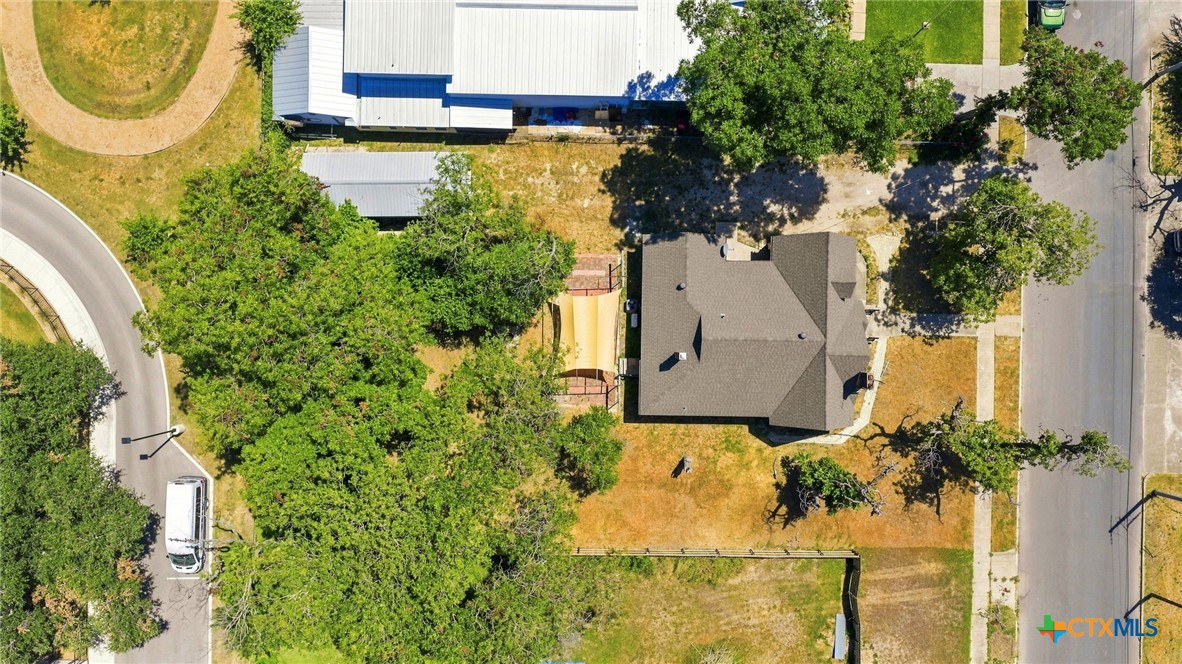 main property photo 42