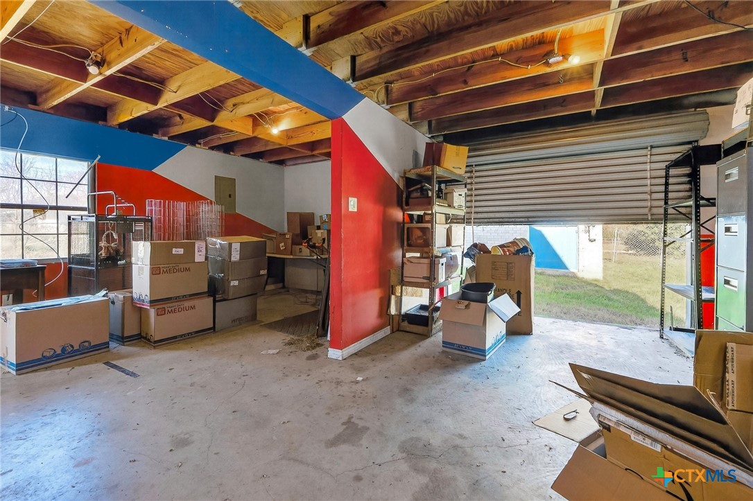 main property photo 20