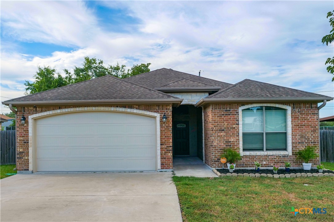 main property photo 0