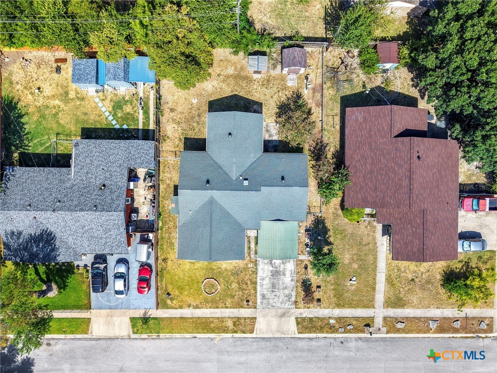 main property photo 30