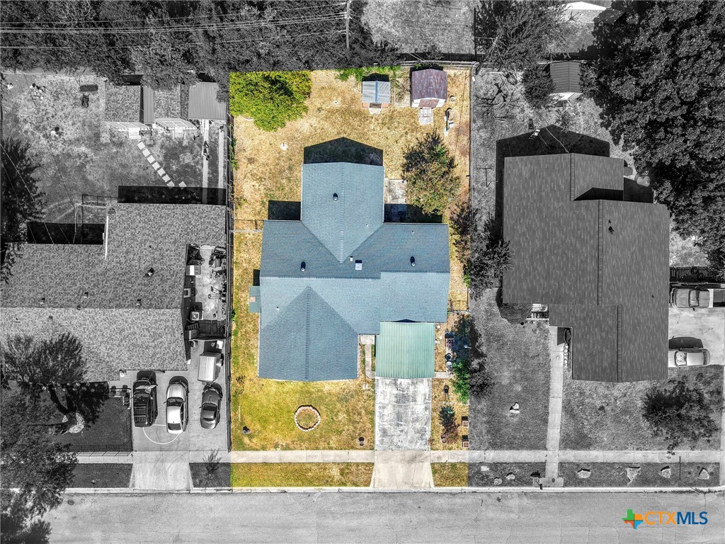 main property photo 31
