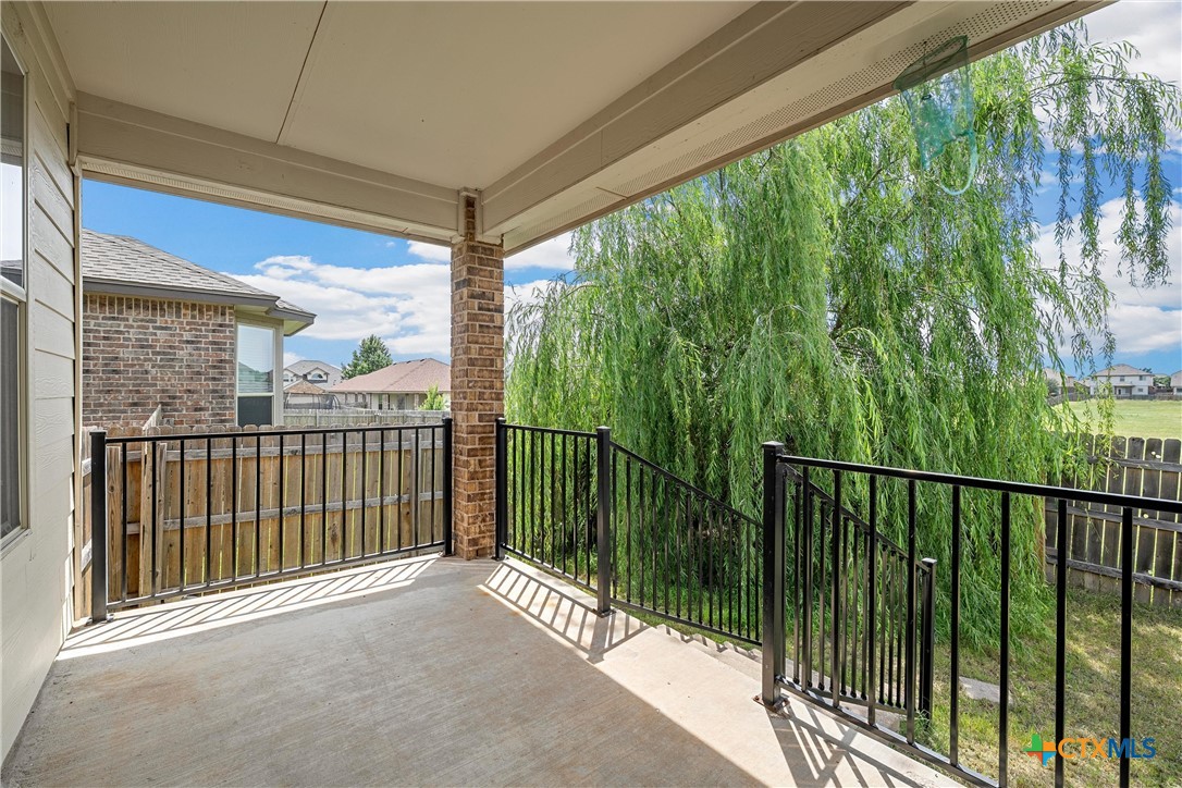 main property photo 29