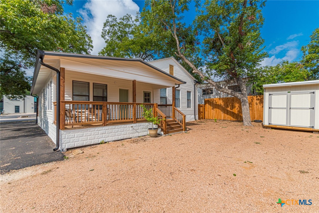main property photo 17