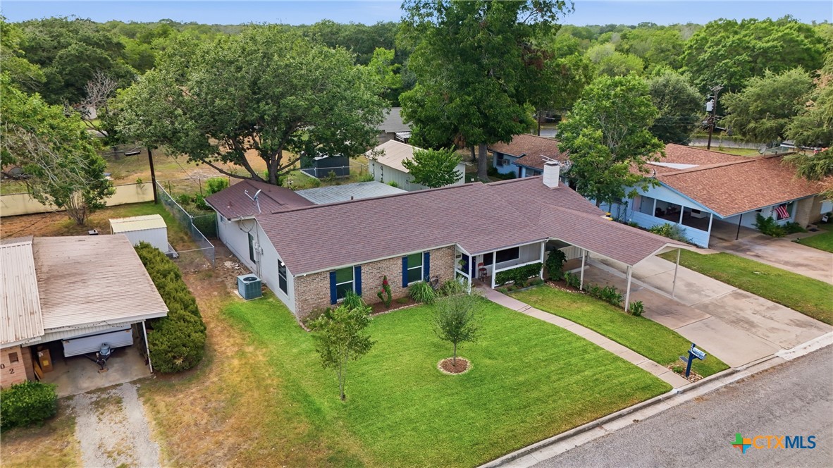 main property photo 19