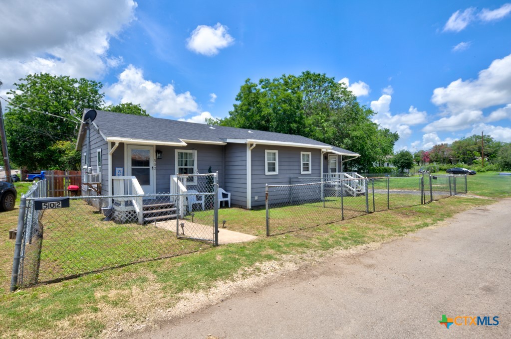 main property photo 1